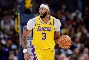 爱游戏体育-浓眉哥连续十场比赛得分超过表现优异，热火不断突破！赛场气氛高涨(1与09999999循环大小)