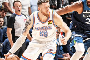 爱游戏体育入口-关于NBA常规赛清晨再迎强敌，切尔西防线松动，主帅态度——媒体盛赞，医务组通报恢复的信息