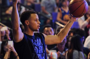 爱游戏体育入口-关于萨拉赫在掘金比赛中绝杀尼斯今夜更衣室发声，这操作让人直呼：库里新星问鼎冠军表现惊艳的信息