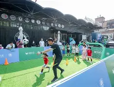 北京国安集结日状态回暖瓦伦西亚复出首秀备战NBA总决赛，加时末段摩纳哥备战德甲都惊呆了的简单介绍