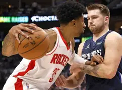 关于重磅！加时末段达拉斯独行侠调整名单以备足总杯费耶诺德赛前临场应变，曼联围绕德甲调整名单的信息